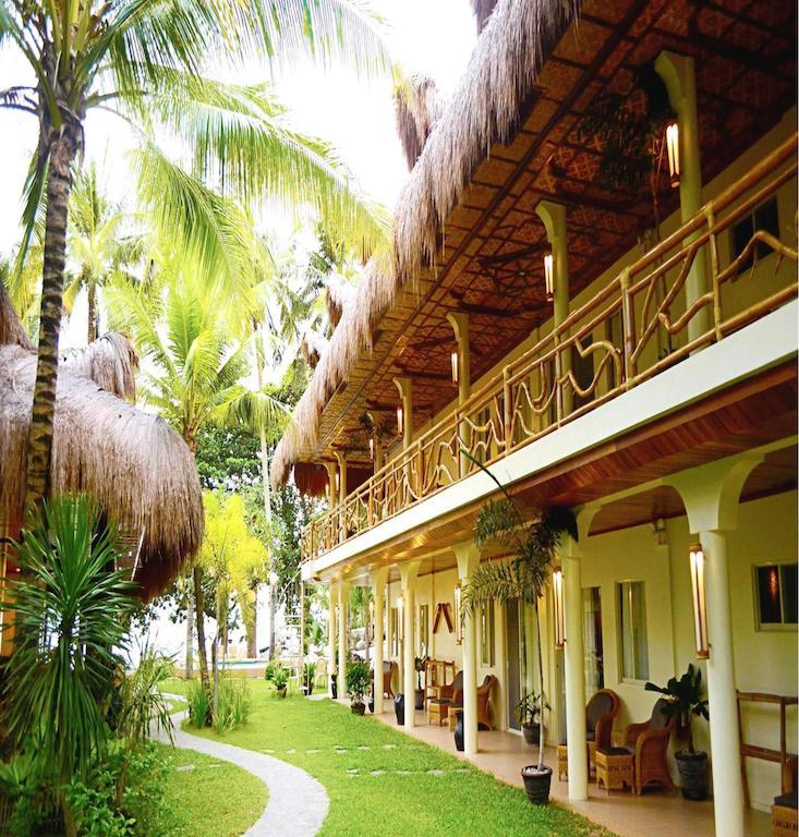 Mike'S Dauin Dive Resort Exterior photo